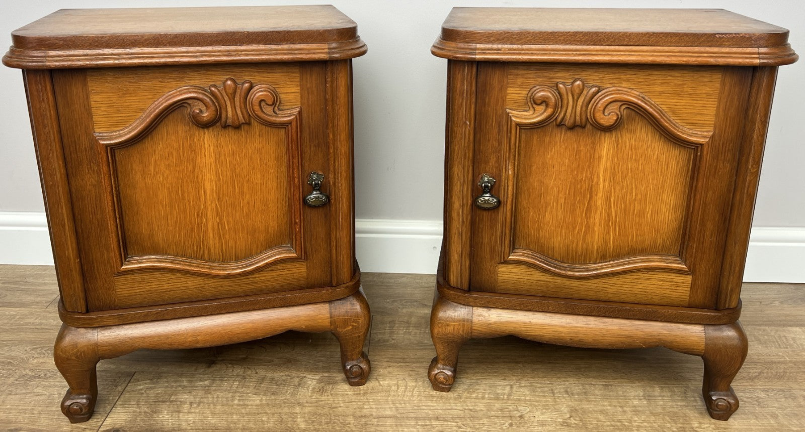 Pair of Bedside Tables Vintage French Louis Style Nightstands Cabinets LOT 62160