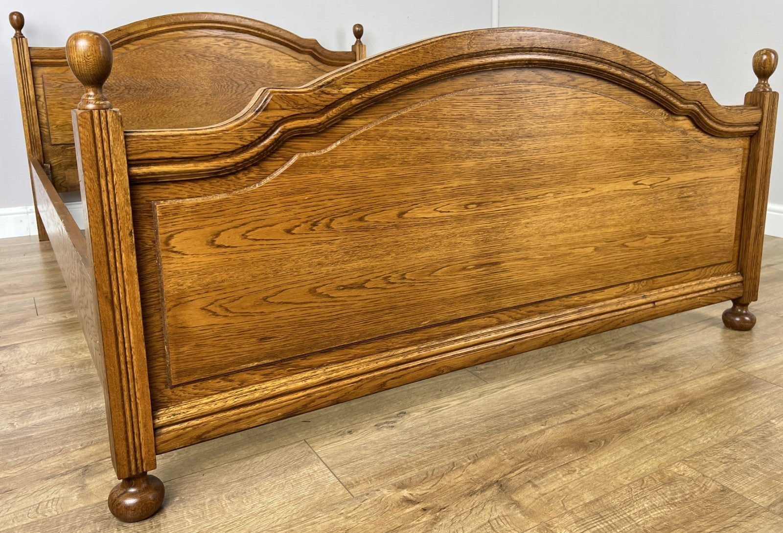 Bed Vintage French Style Double Bed Frame Carved Headboard LOT 63904