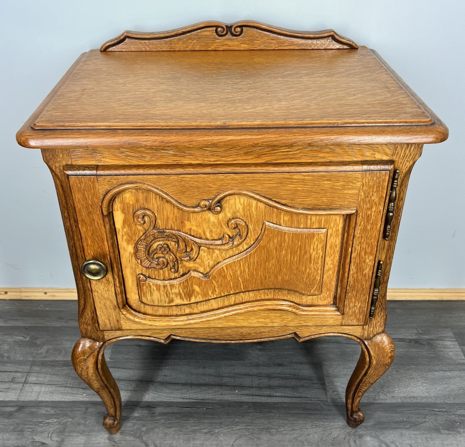 Vintage French Bedside Tables Nightstands Louis XV Style Side Cabinets LOT 39072