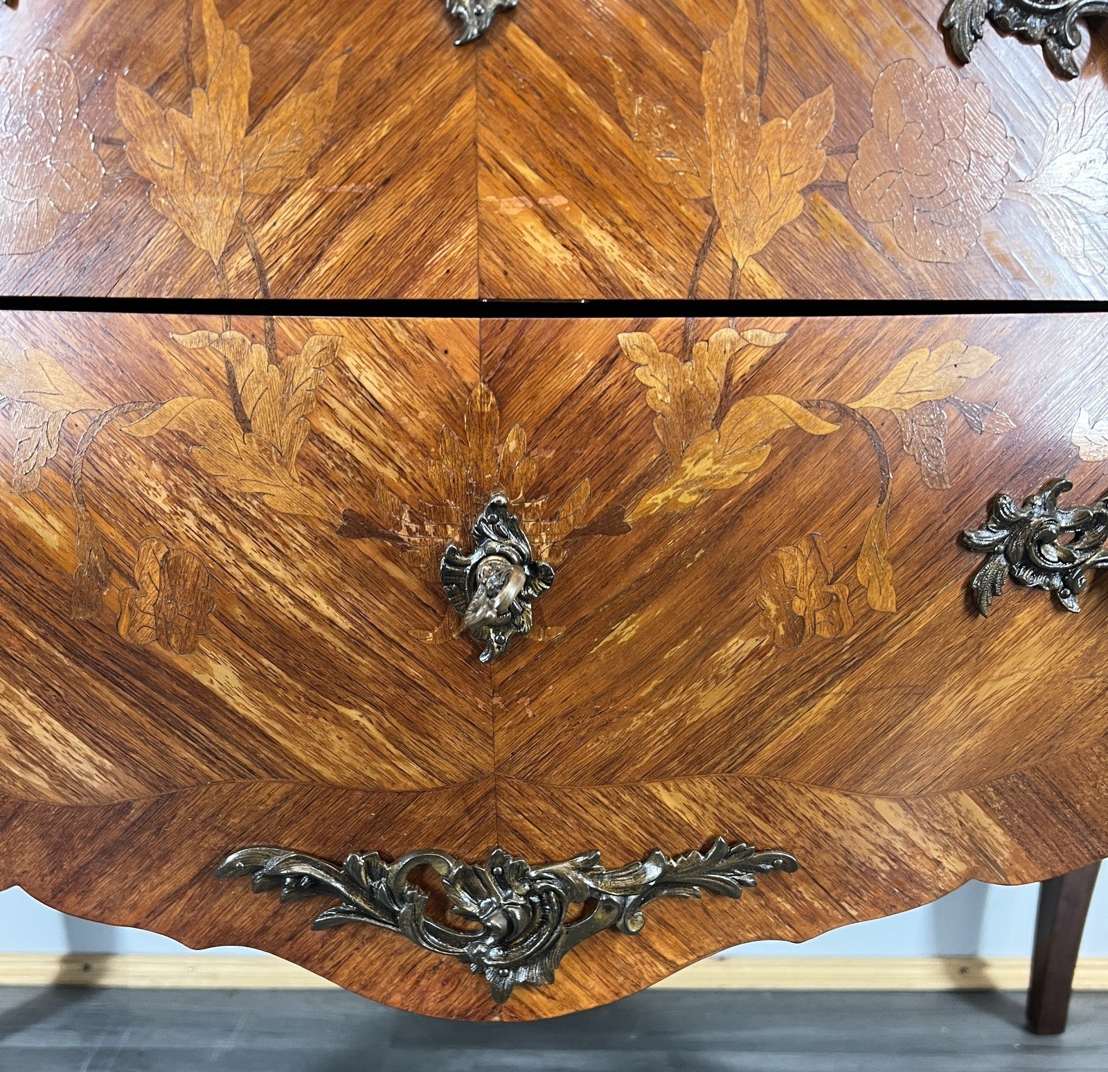 Chest of Drawers Antique French Bombe Walnut Marble Top Carved Cabinet LOT 47068