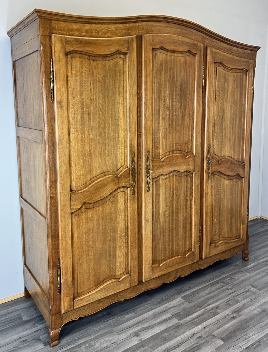 Wardrobe Vintage French Louis XVI Style Oak Four Door Carved Armoire LOT 48100