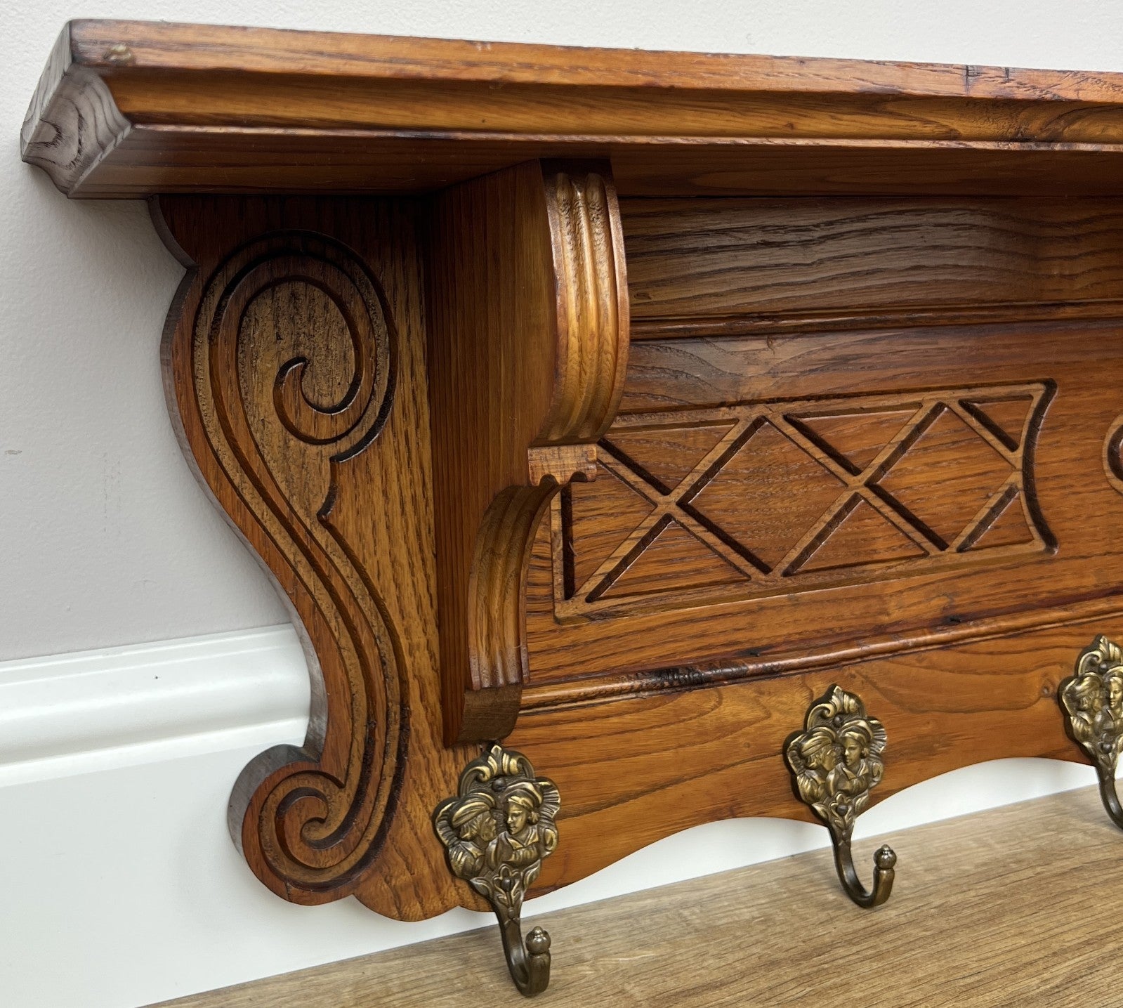Coat Rack Vintage French Oak Wall Mounted 6 Hooks Carved Rack Hanger LOT 62086
