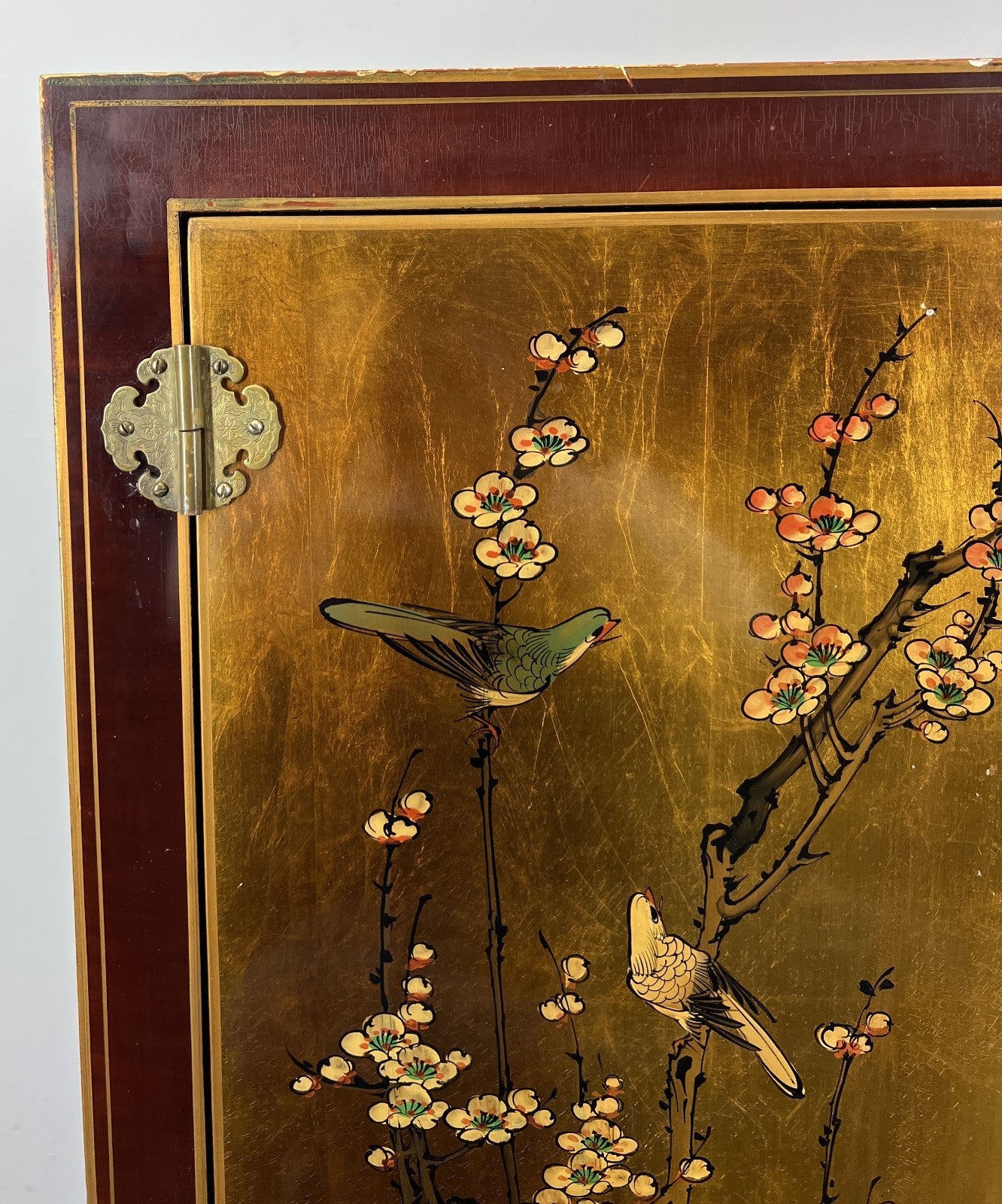 Cabinet Vintage Chinese Hand Painted Floral Bird Lacquer Sideboard LOT 43963