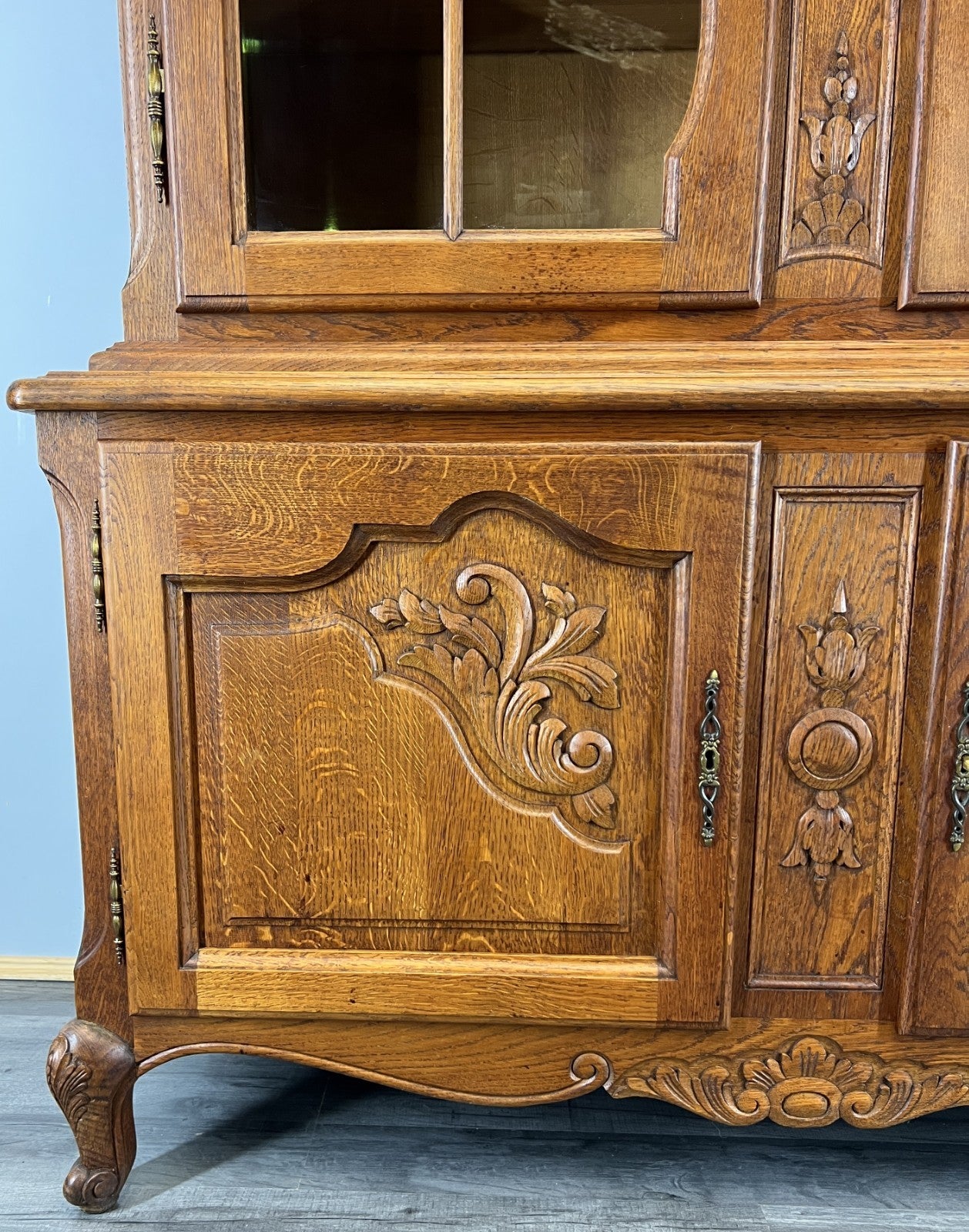 Bookcase Vintage French Louis XIV Style Oak Display Cabinet Sideboard LOT 44818