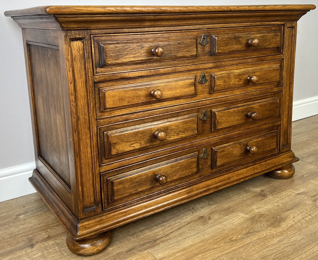 Chest of Drawers Vintage French Style Oak 4 Drawers Carved Cabinet LOT 62580