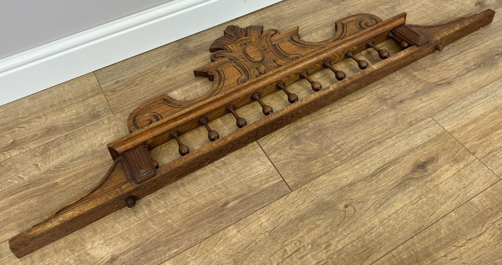 Pediment Antique French Style Oak Hand Carved Decorative Crest LOT 61681