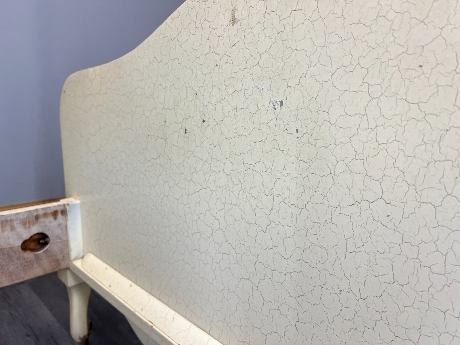 Bed Vintage French Shabby Chic Single Bed Frame Carved Headboard LOT 459614