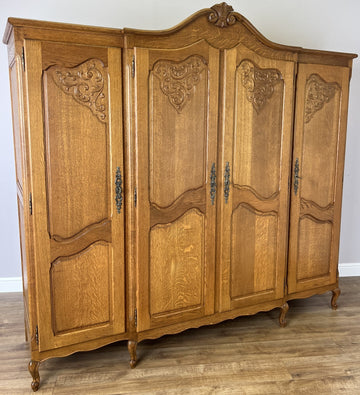 Wardrobe Vintage French Louis XVI Style Oak Four Door Carved Armoire LOT 64550