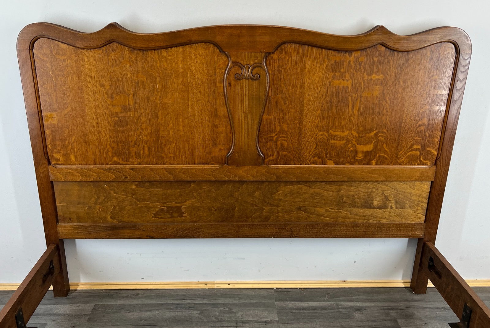 Bed Vintage French Louis XVI Double Bed Frame Oak Carved Headboard LOT 19722