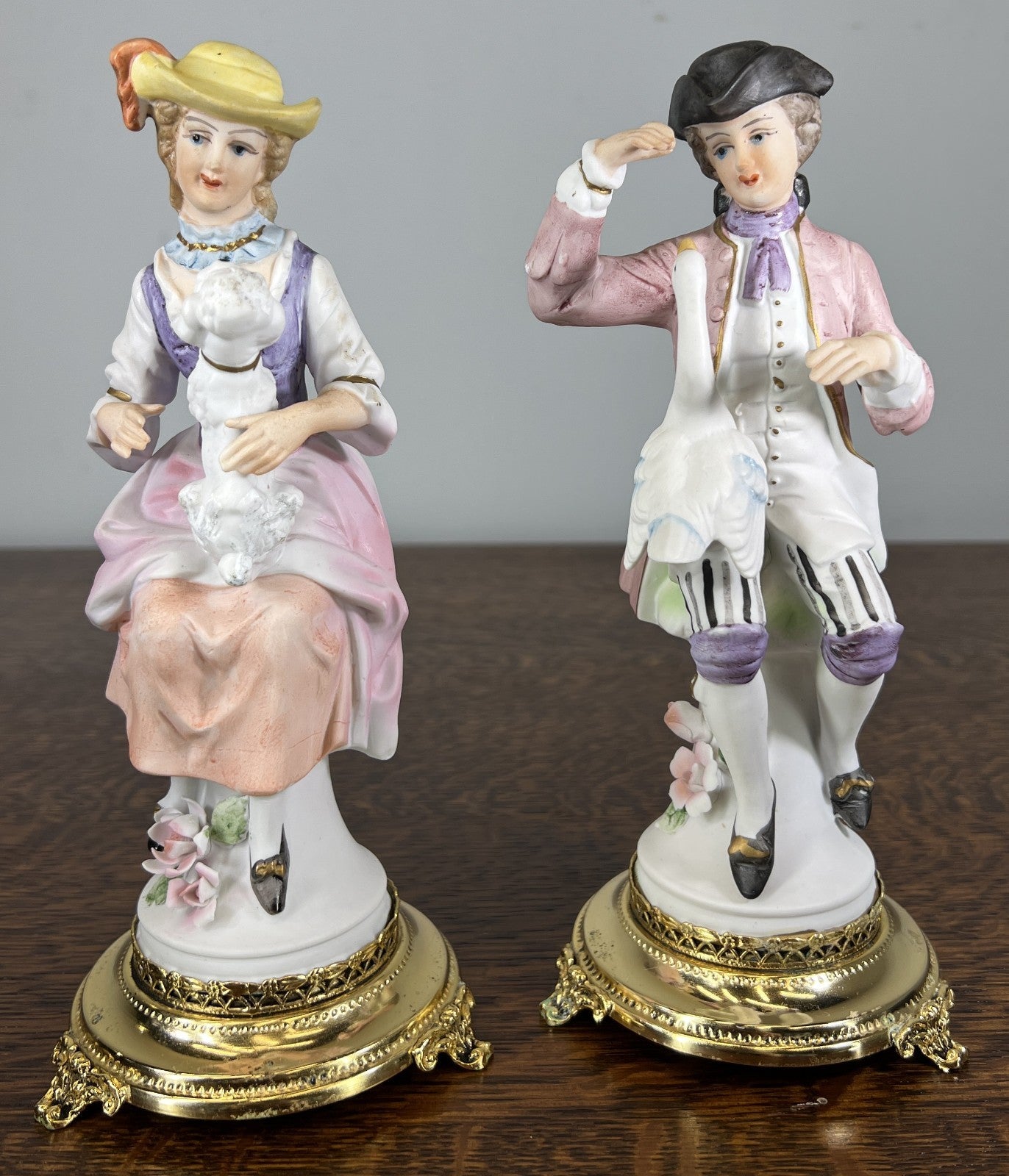 Figurines Vintage French Style Porcelain Pair on Brass Stand LOT 47550