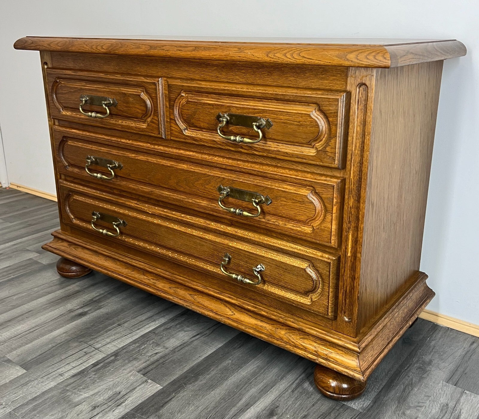Chest of Drawers Vintage French Style Sideboard Carved Cabinet LOT 29213