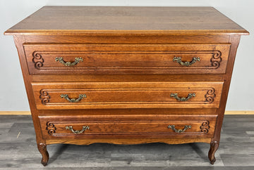 Chest of Drawers Vintage French Louis Oak 3 Drawer Carved Cabinet LOT 44650