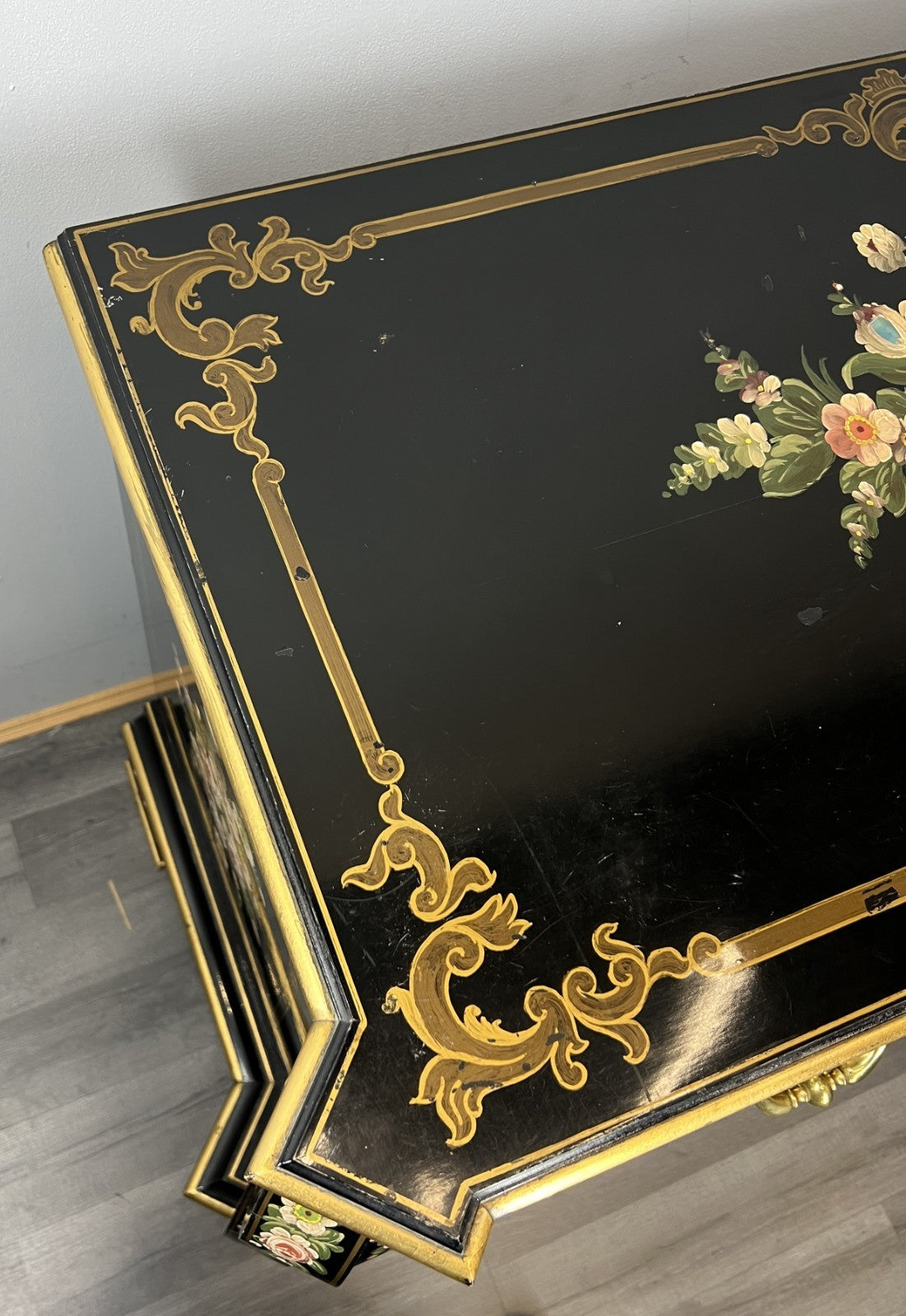 Cabinet Vintage French Style Painted Floral 3 Drawer Chest Sideboard LOT 439718