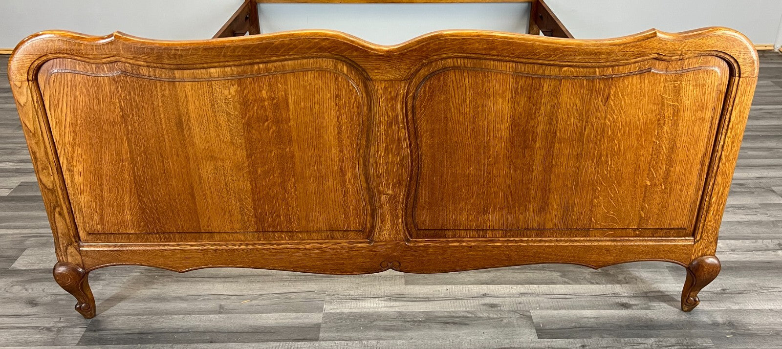 Bed Vintage French Louis XVI Double Bed Frame Oak Carved Headboard LOT 36599