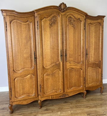 Wardrobe Vintage French Louis XVI Style Oak Four Door Carved Armoire LOT 63980