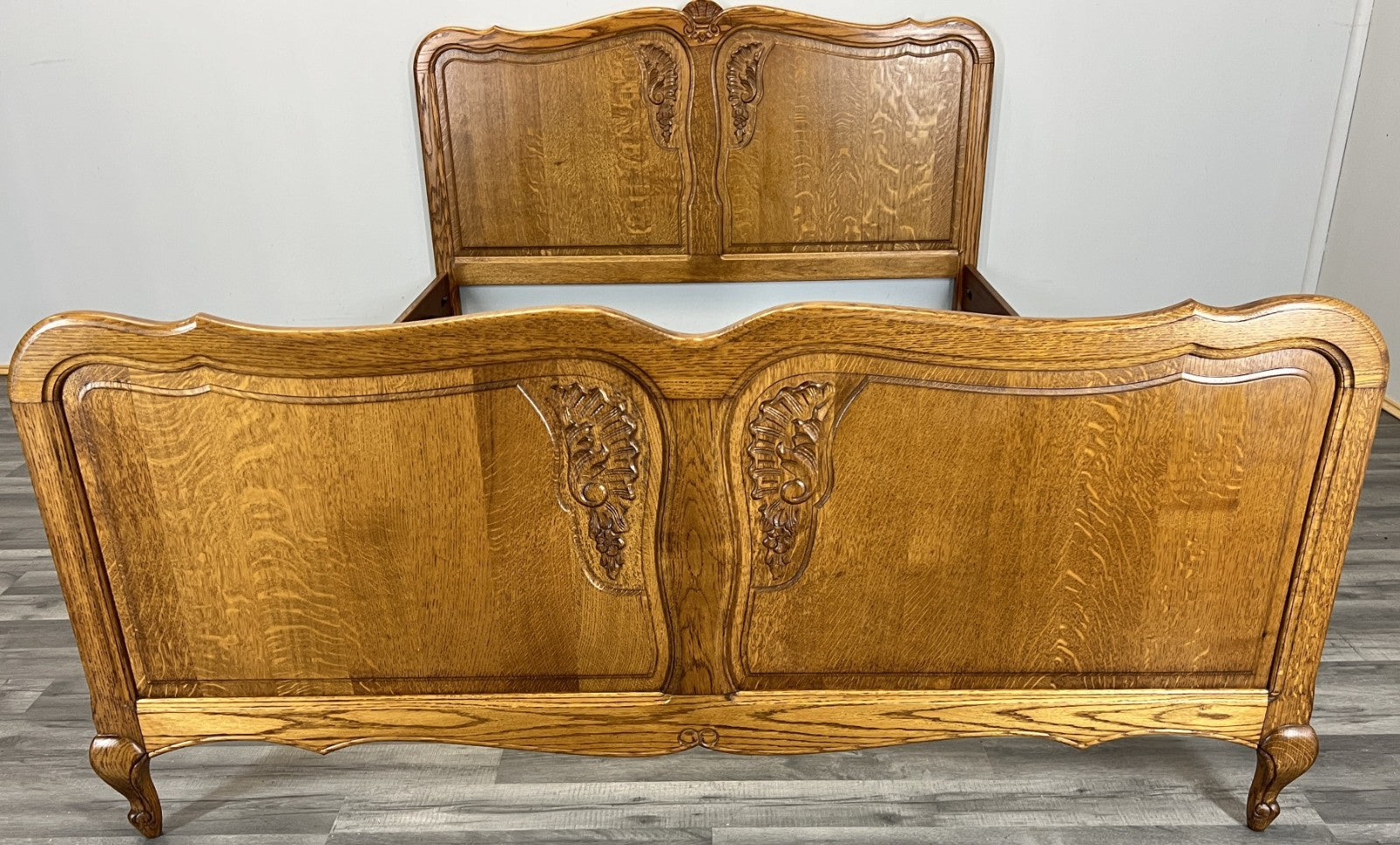Bed Vintage French Louis XVI Double Bed Frame Oak Carved Headboard LOT 46192