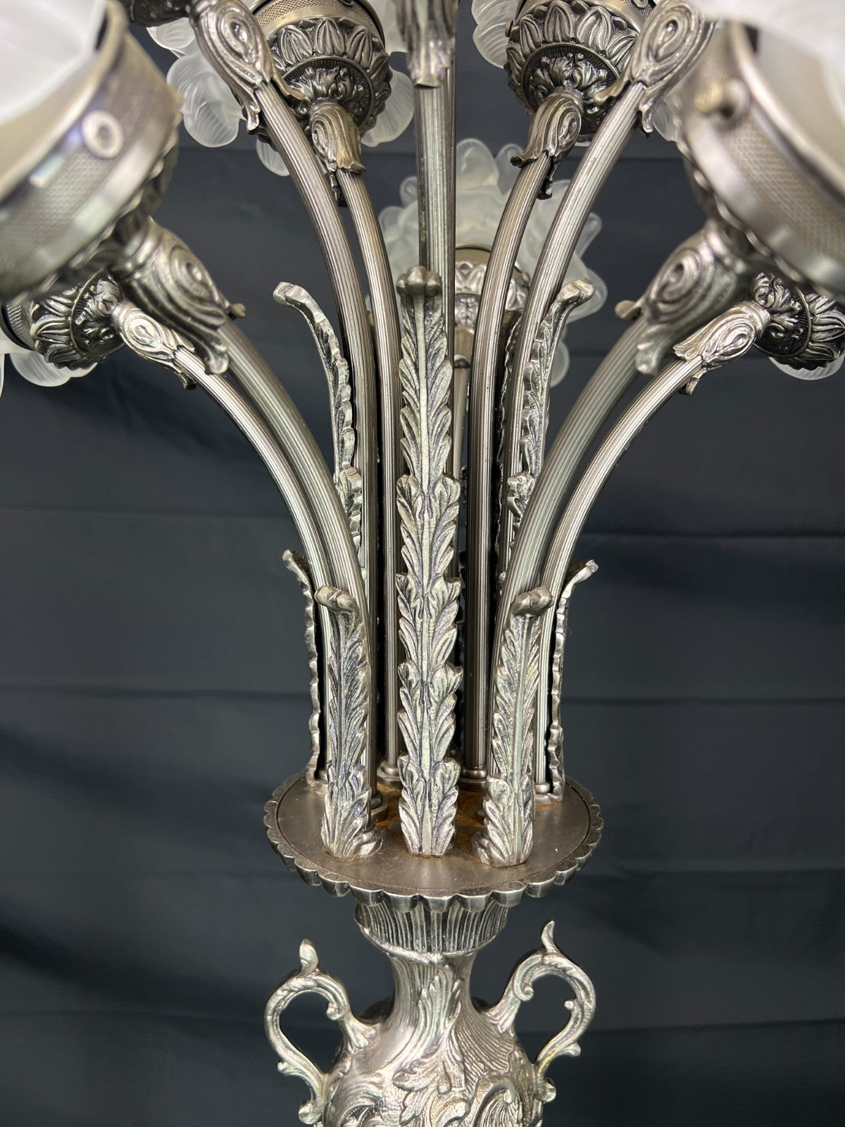 Floor Lamp Vintage French Style Standing Lamp Metal Floral Design LOT 48188