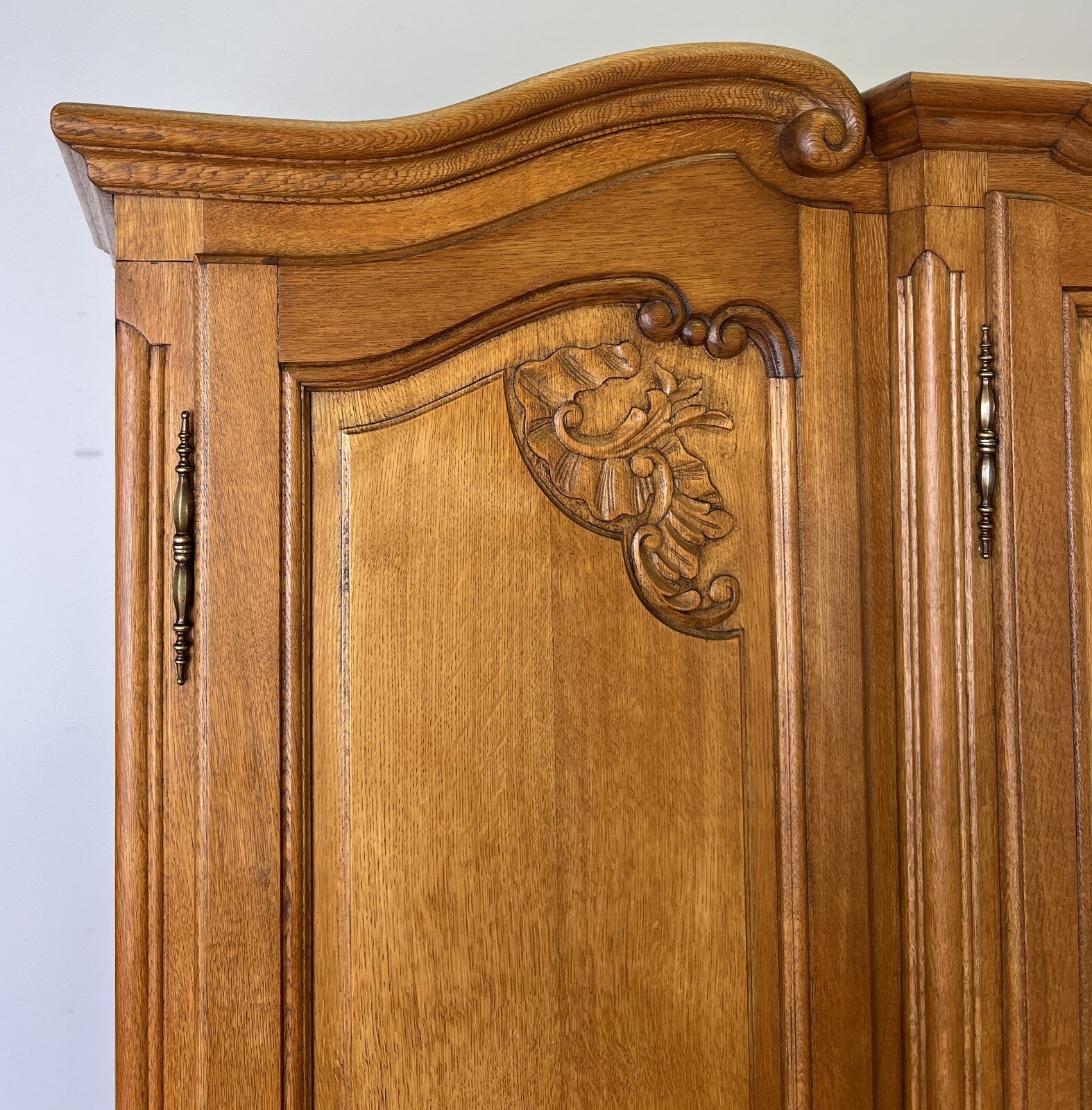 Wardrobe Vintage French Louis XVI Style Oak Four Door Carved Armoire LOT 64002