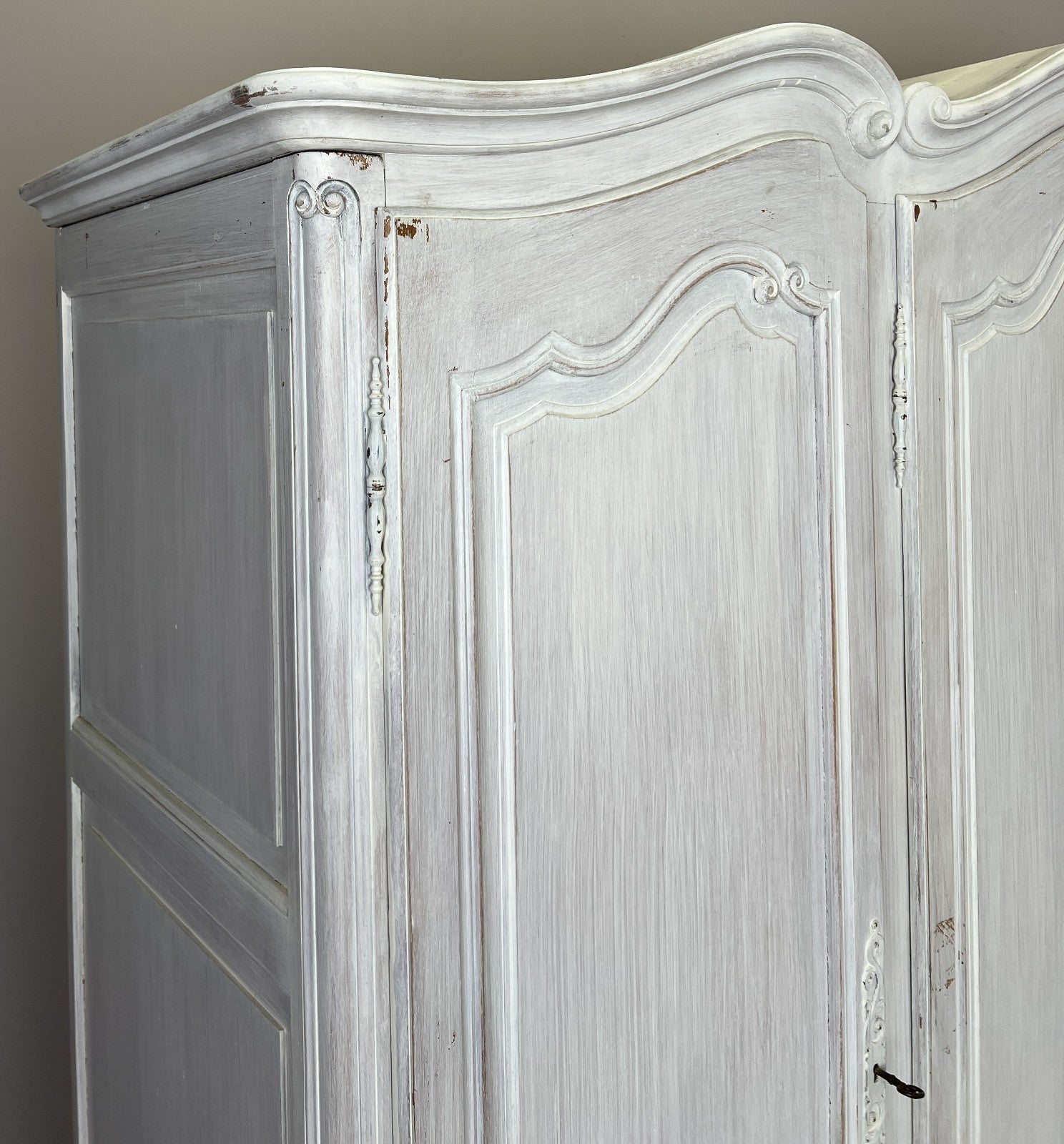 Wardrobe Vintage French Louis XVI Shabby Chic Four Door Oak Armoire LOT 616511