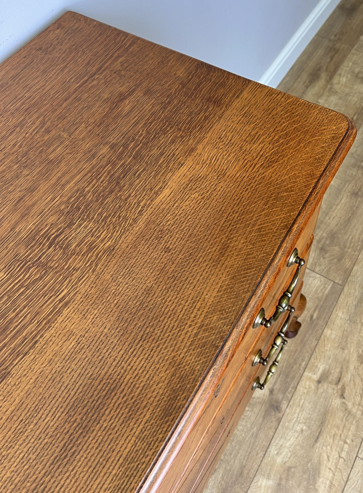 Chest of Drawers Vintage French Louis Oak 3 Drawers Carved Cabinet LOT 626110