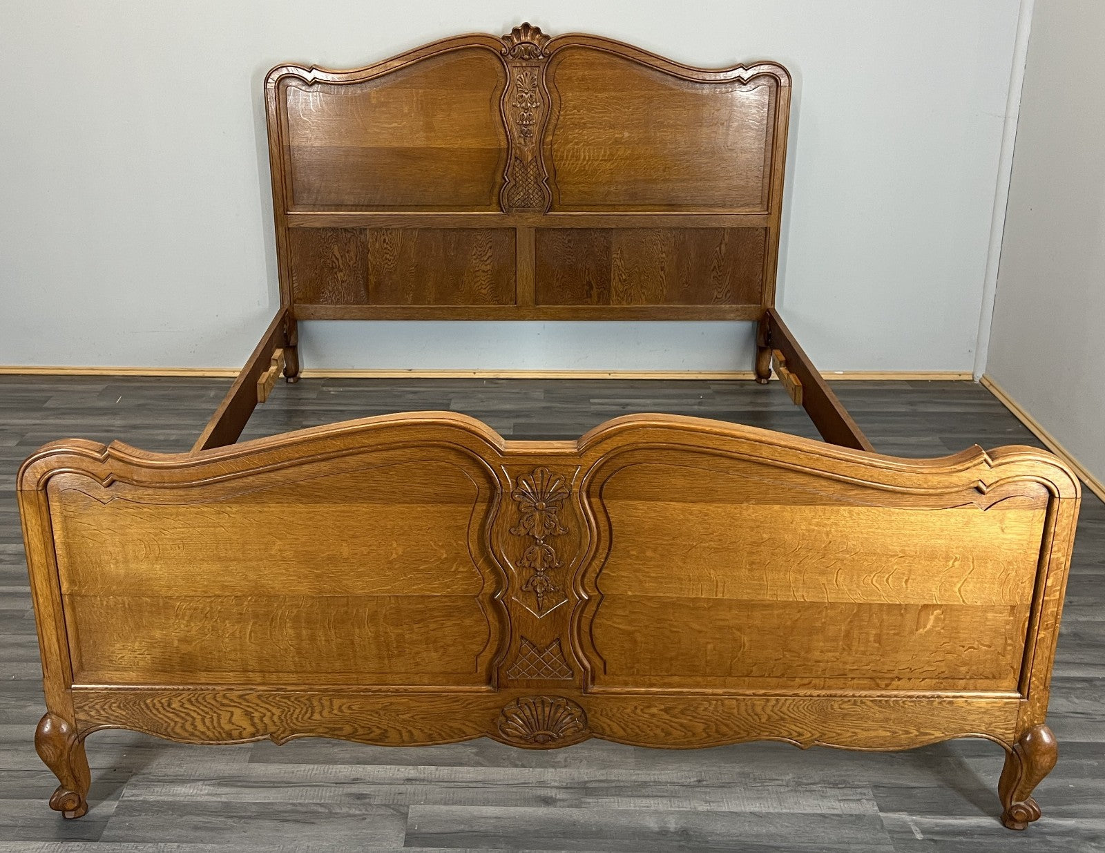 Bed Vintage French Louis XVI King Size Bed Frame Oak Carved Headboard LOT 46040