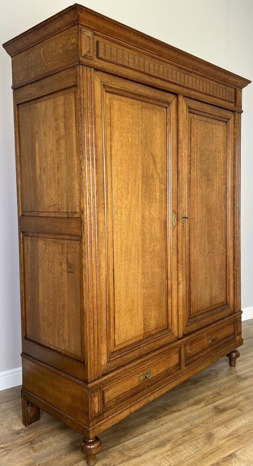 Wardrobe Antique French Style Oak Two Door Carved Armoire Cabinet LOT 61430