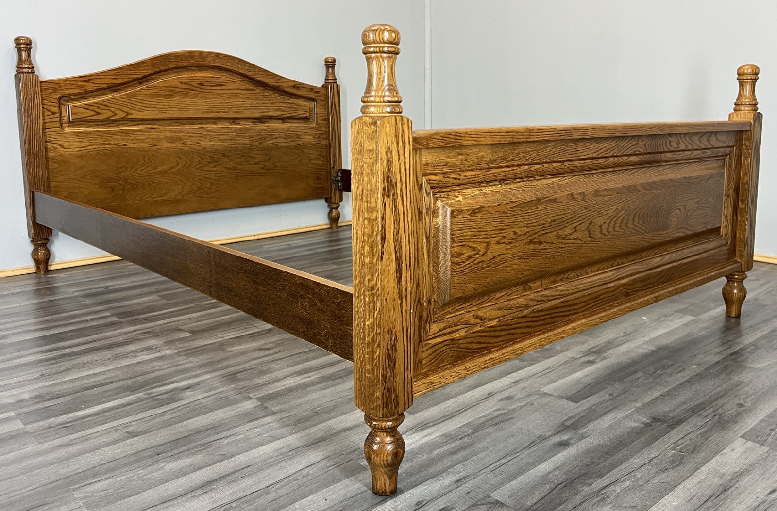 Bed Vintage French Style Double Bed Frame Carved Headboard LOT 46011