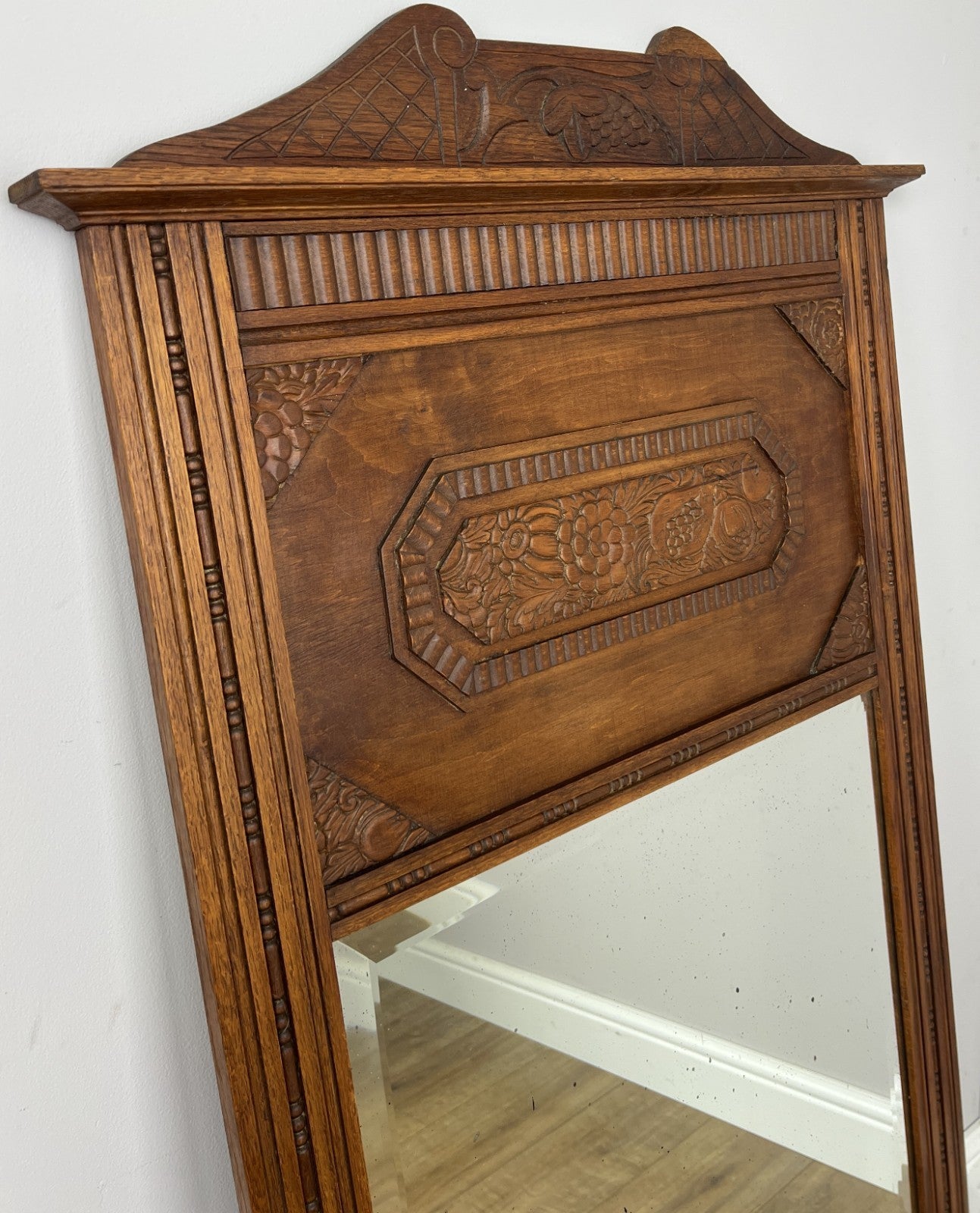 Mirror Antique French Style Oak Carved Decorative Frame Wall Mirror LOT 62763