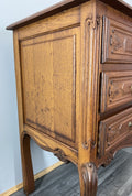 Chest of Drawers Vintage French Louis XVI Oak Carved 3 Drawer Cabinet LOT 439511