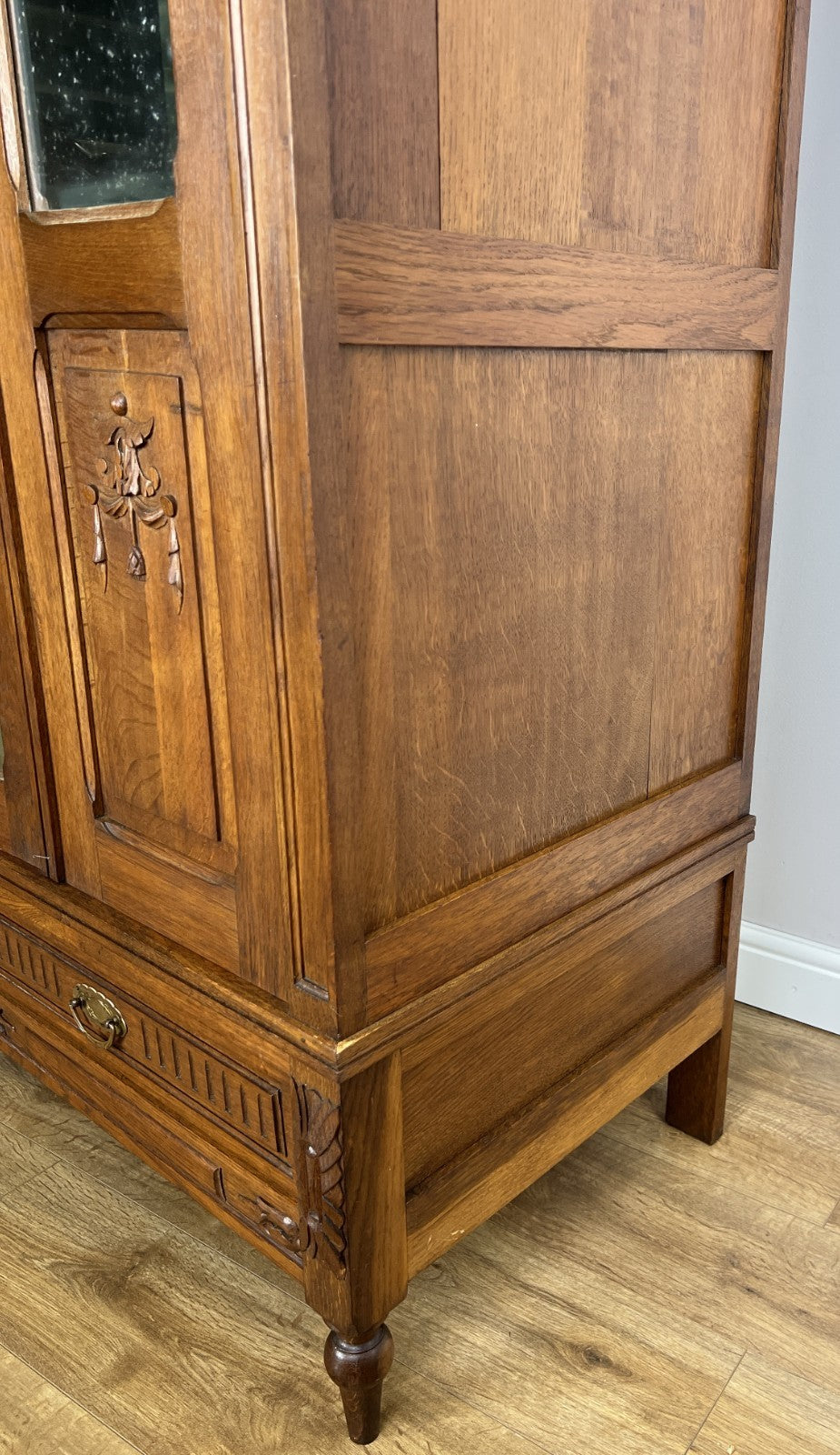 Wardrobe Antique French Oak Two Door Mirrored Carved Armoire Cabinet LOT 609721