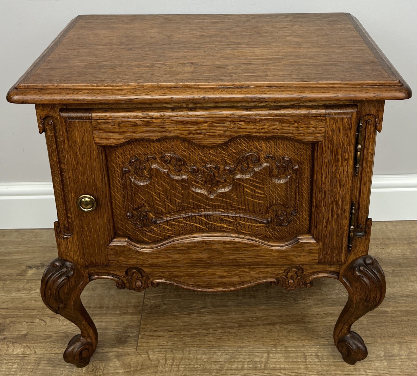 Pair of Bedside Tables Vintage French Louis Oak Nightstands Cabinets LOT 62205