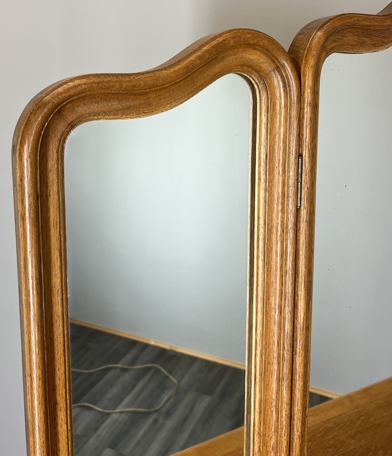 Vintage Dressing Table with Mirror French Oak Louis Vanity Table Makeup LOT 45643