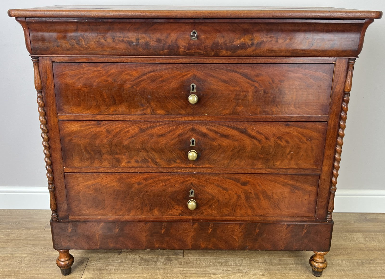 Chest of Drawers Antique French Burr Walnut 4 Drawers Carved Cabinet LOT 62671
