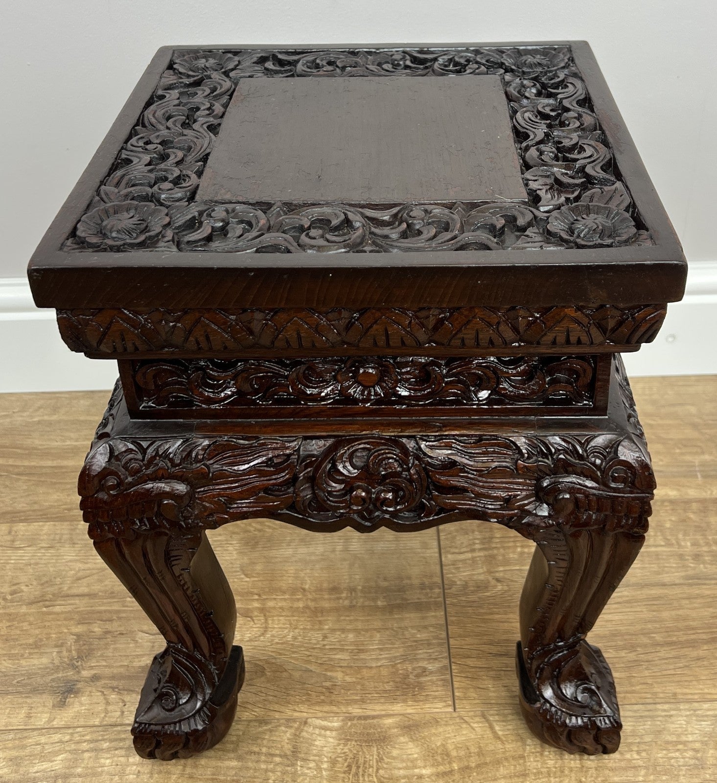 Plant Stand Vintage Chinese Style Mahogany Carved Table LOT 496410
