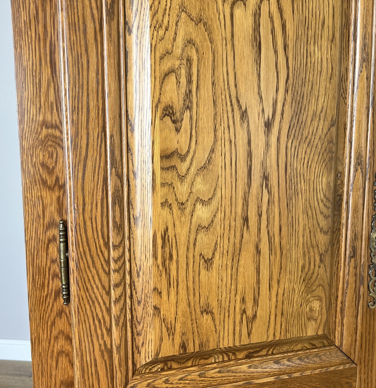 Wardrobe Vintage French Style Four Door Carved Armoire Cabinet LOT 61198