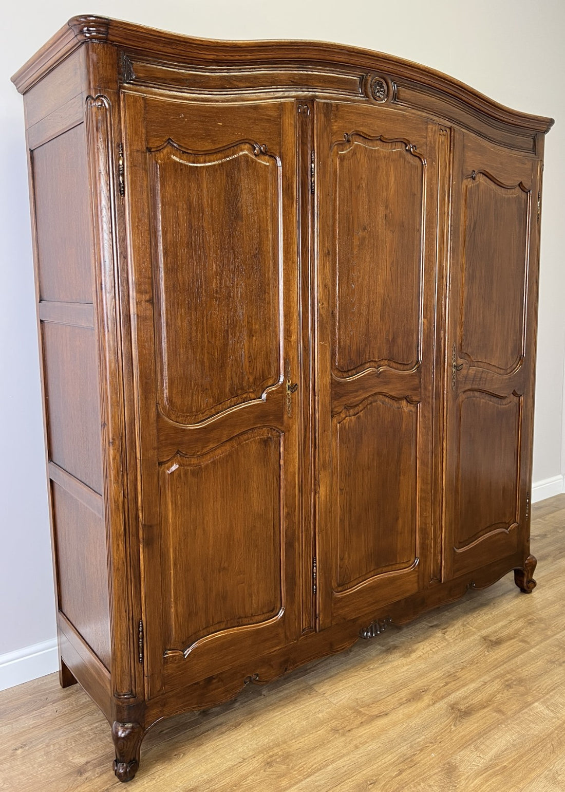 Wardrobe Vintage French Louis XVI Style Oak Three Door Carved Armoire LOT 48420