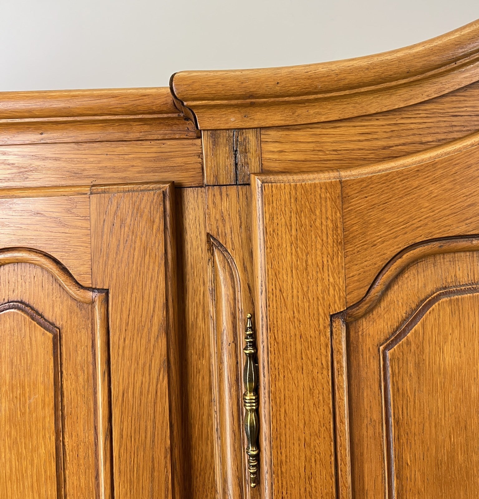 Wardrobe Vintage French Louis XVI Style Oak Four Door Armoire LOT 48205