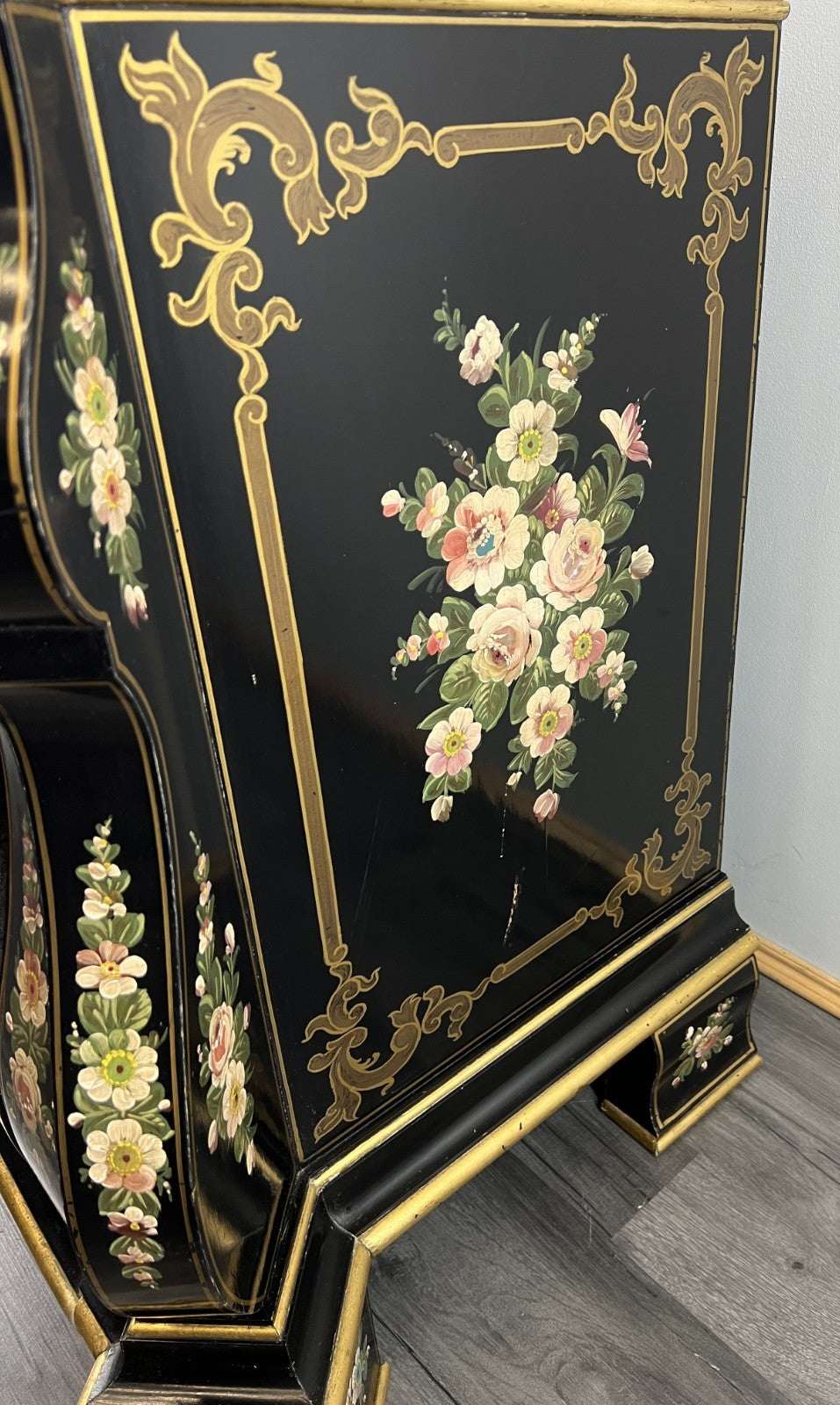 Cabinet Vintage French Style Painted Floral 3 Drawer Chest Sideboard LOT 439719