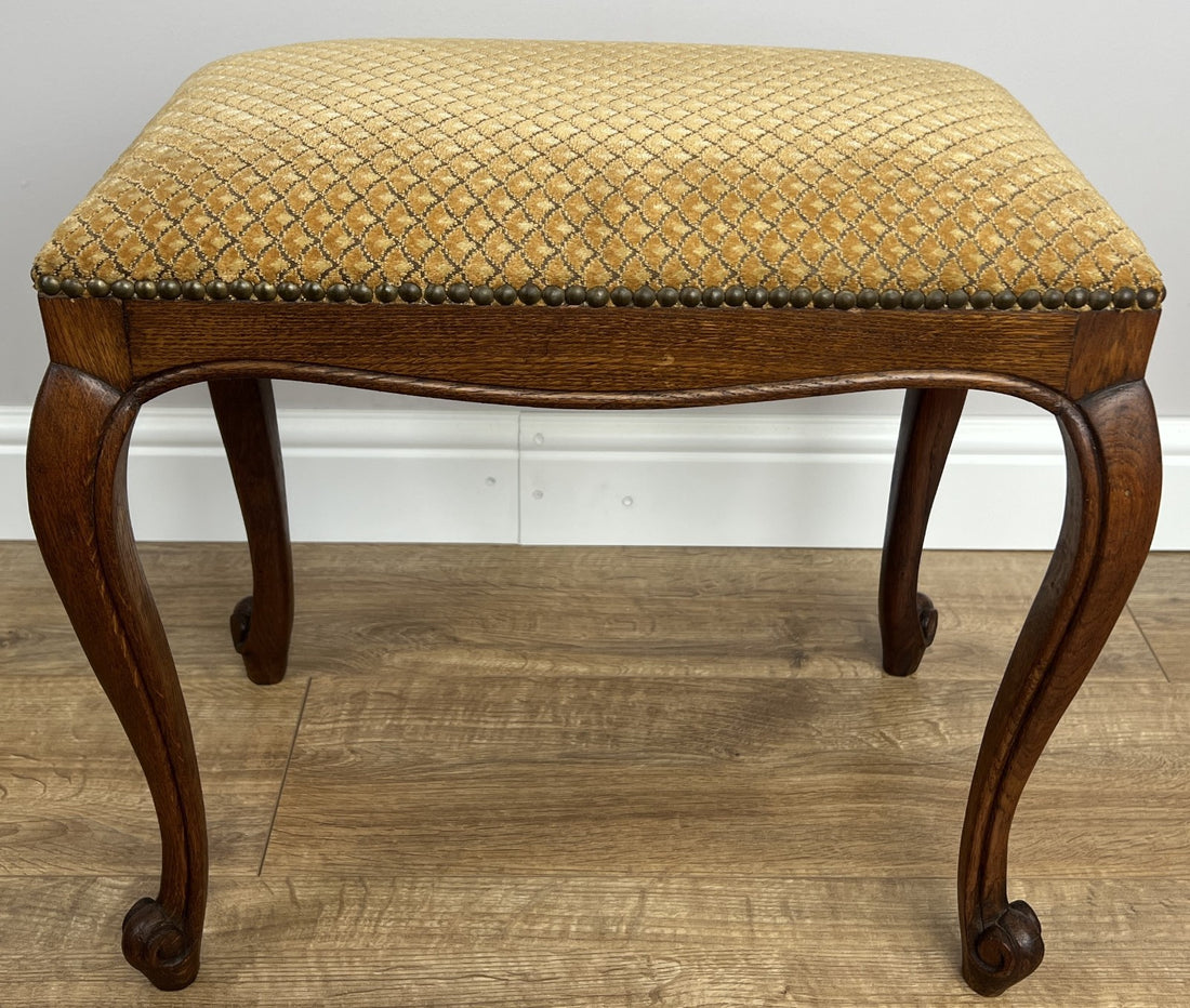 Footstool Vintage French Louis Style Oak Upholstered Stool Bench LOT 48630