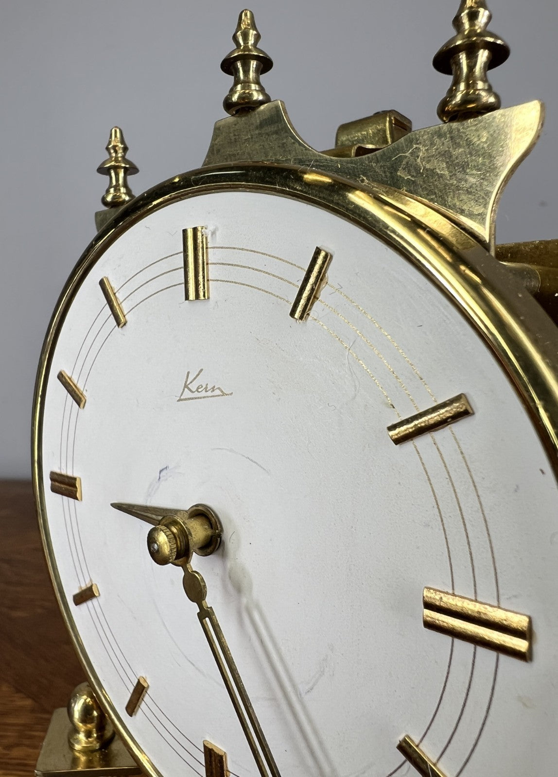 Clock Kern  Vintage Style Glass Dome Brass Anniversary Clock LOT 46767