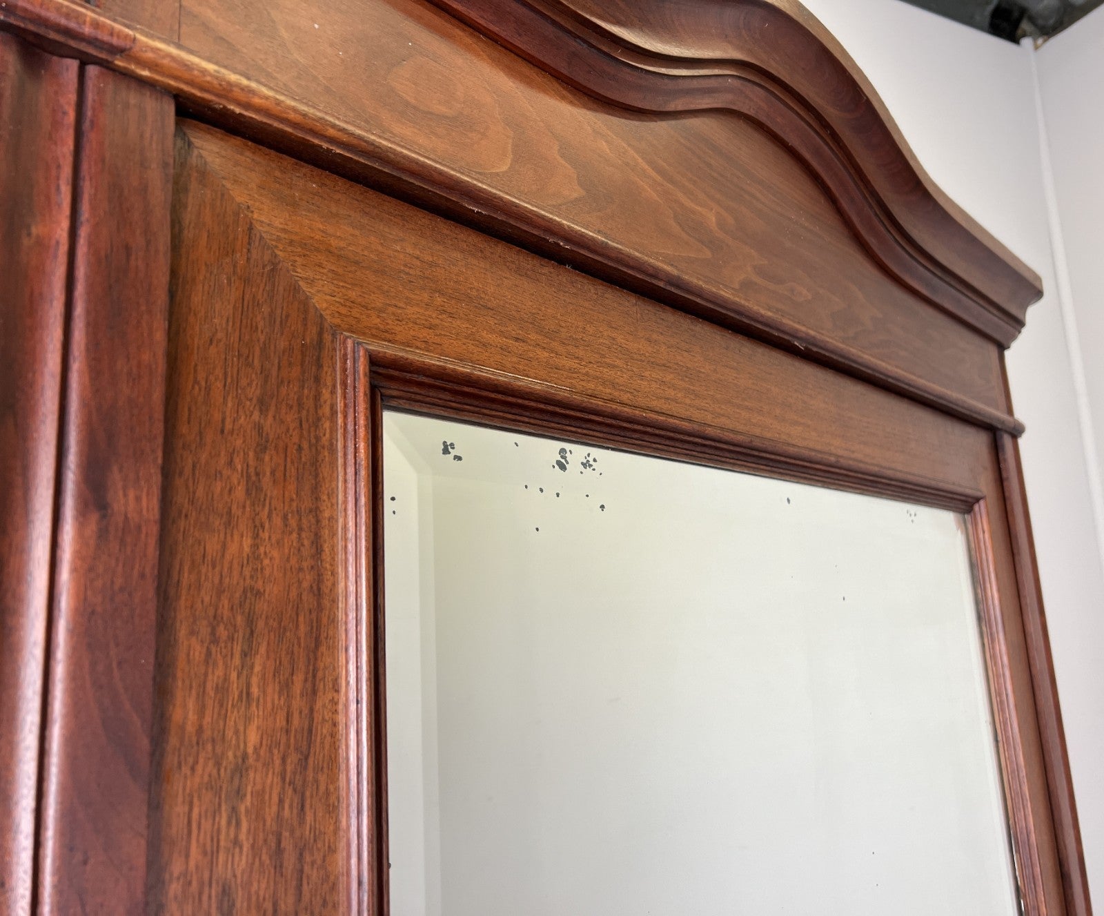 Wardrobe Antique French Style Walnut Mirrored Carved Armoire Cabinet LOT 61596