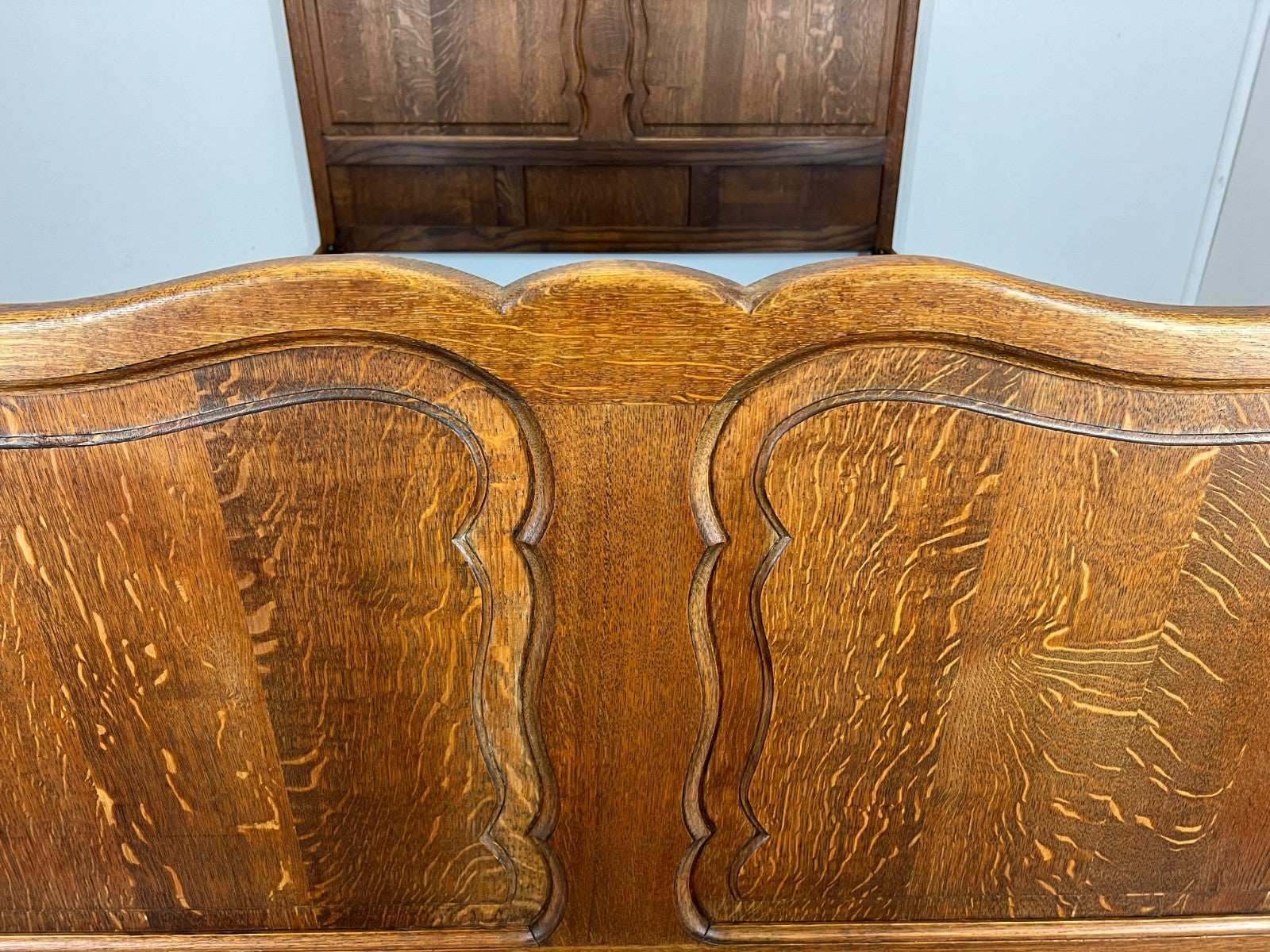 Bed Vintage French Louis XVI Oak Double Bed Frame Carved Headboard LOT 33354