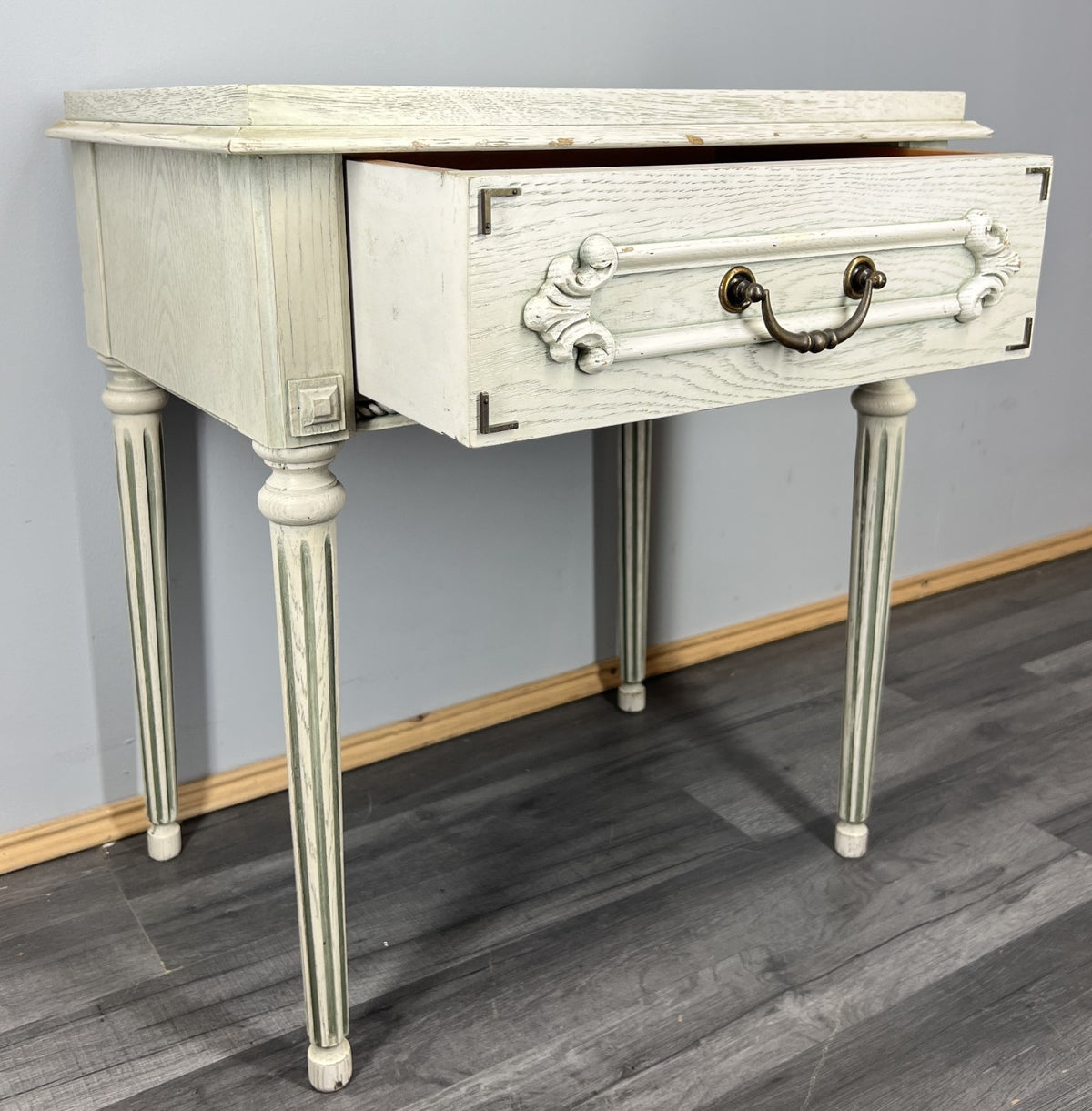 Bedside Table Vintage French Shabby Chic Painted Drawer Carved Cabinet LOT 4042