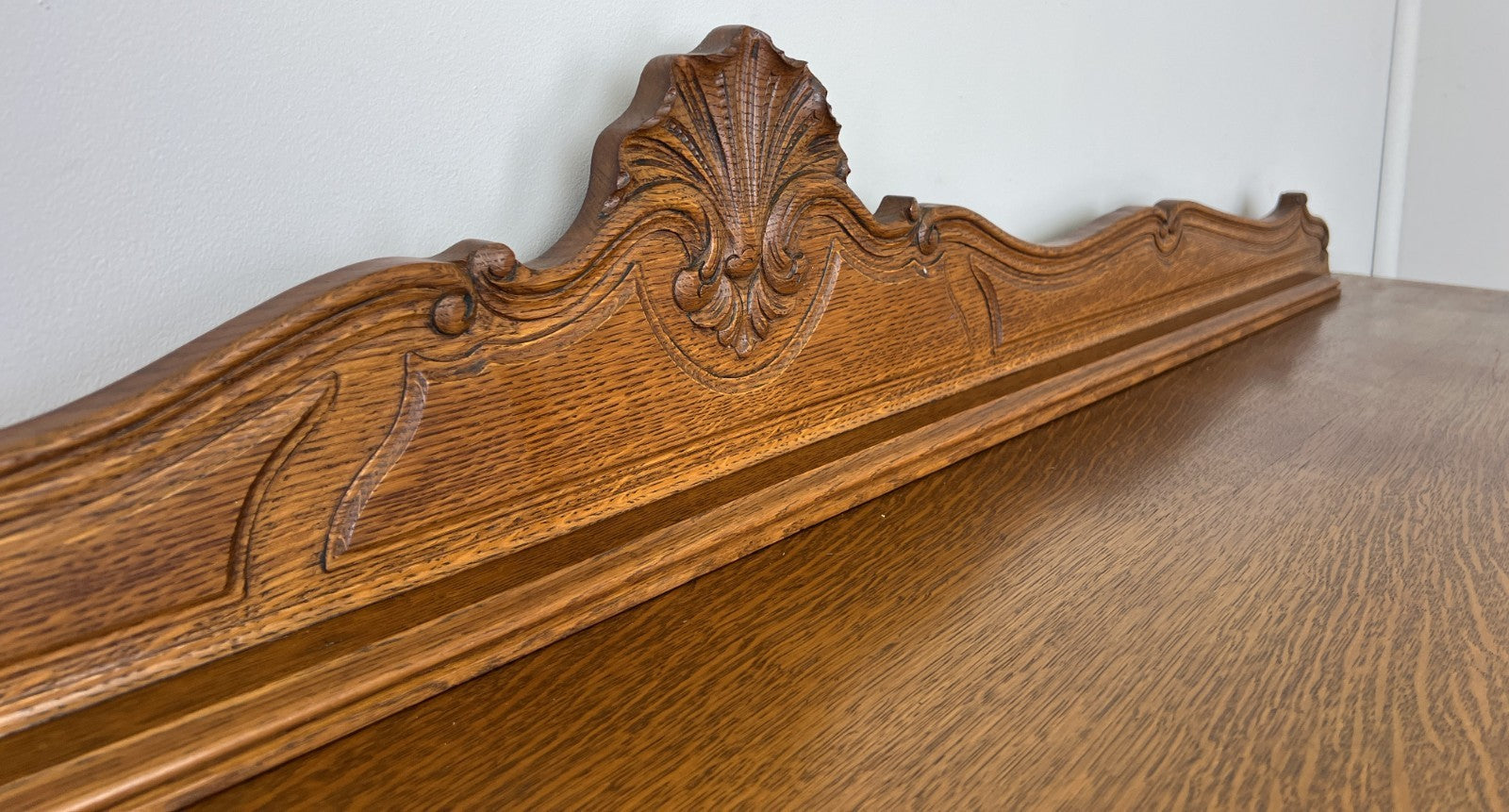 Sideboard Vintage French Louis Style Oak 4 Door Cupboard Carved Cabinet LOT 636316