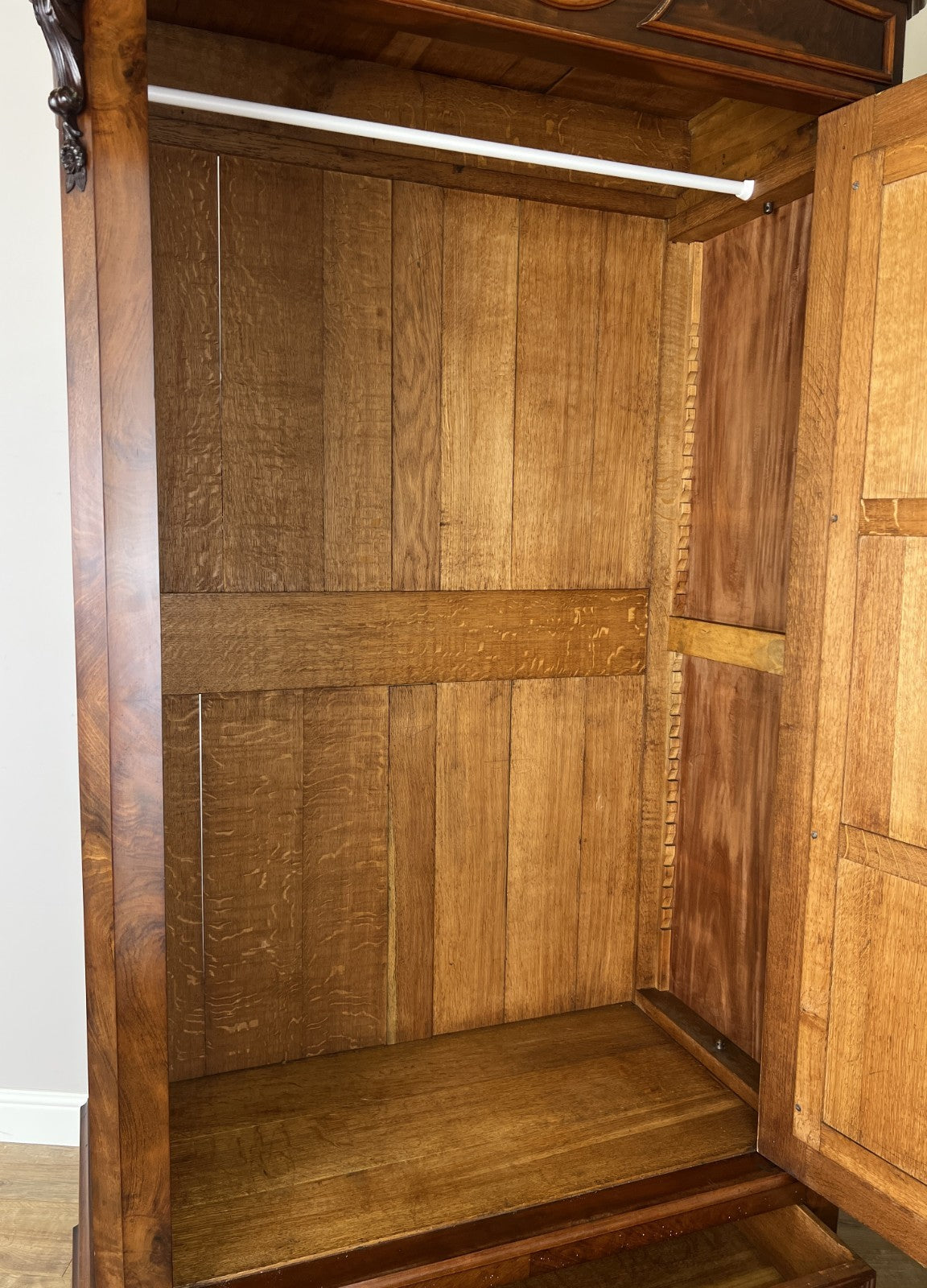 Wardrobe Antique French Style Burr Walnut Mirrored Carved Armoire LOT 6512