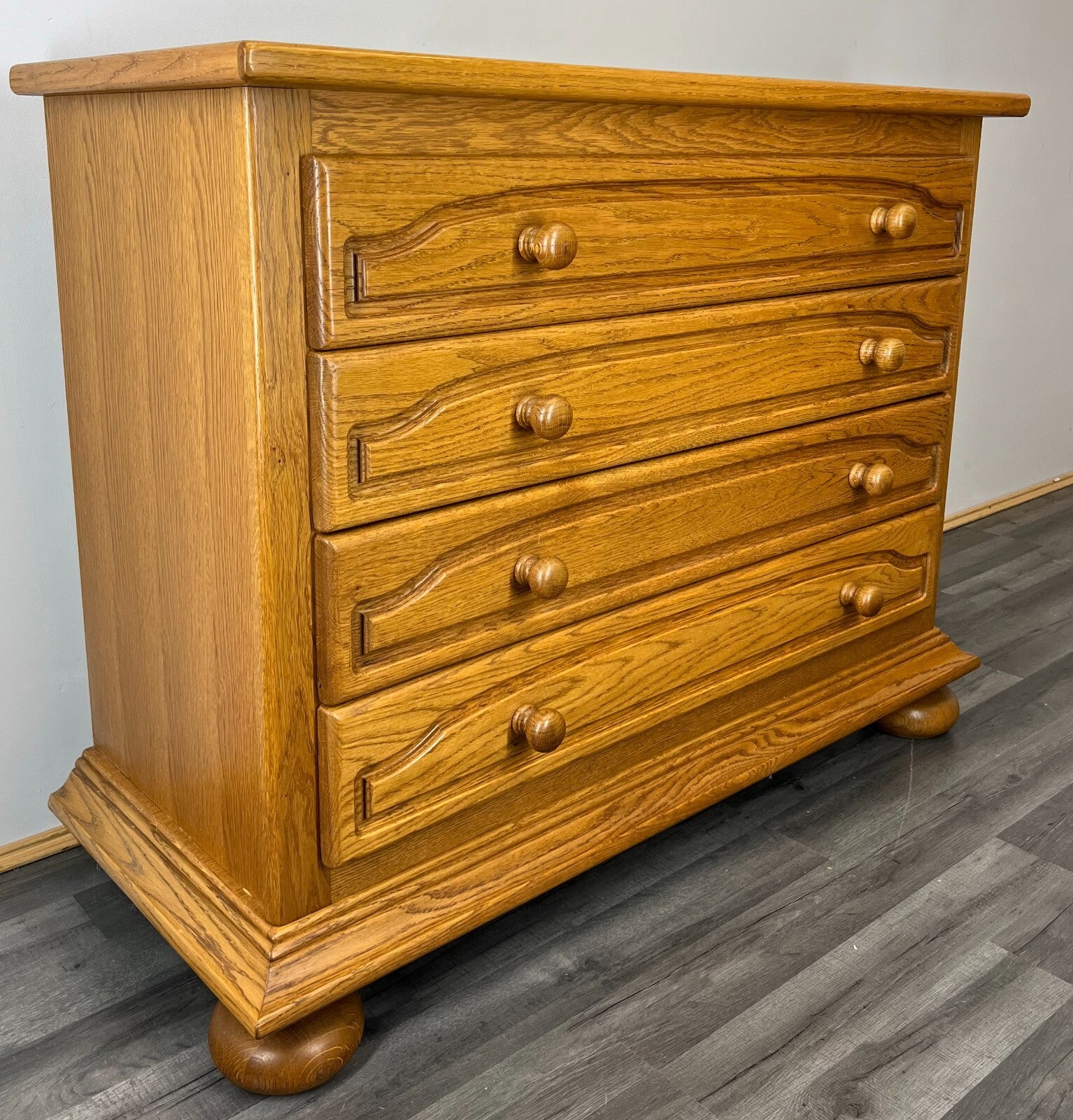 Chest of Drawers Vintage French Style 4 Drawer Cabinet Carved Sideboard LOT 31903