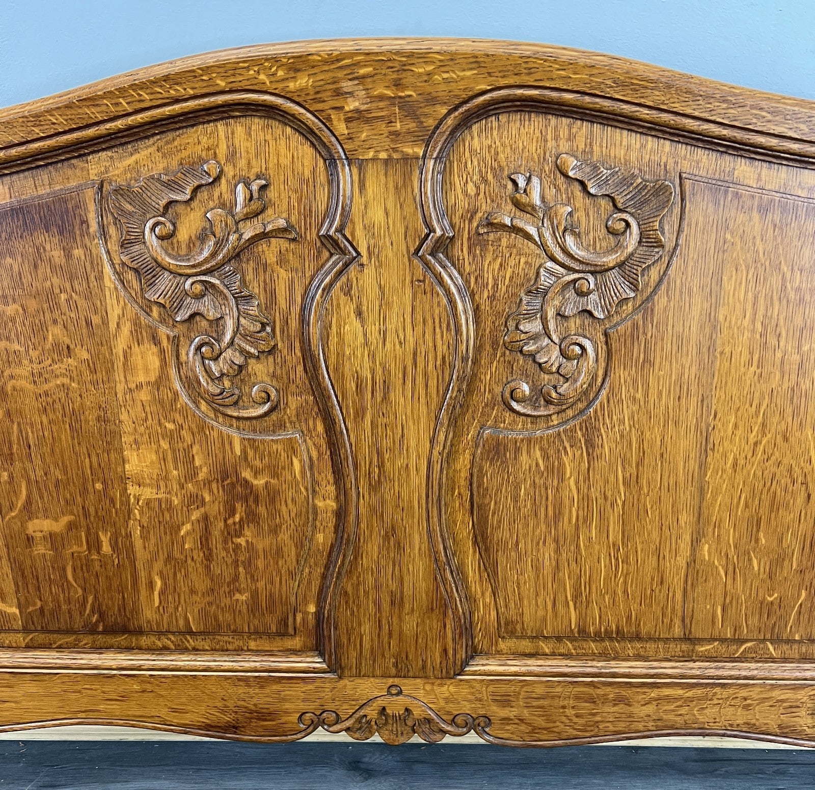 Footboard Vintage French Style Oak Double Bed Carved Footboard LOT 47322