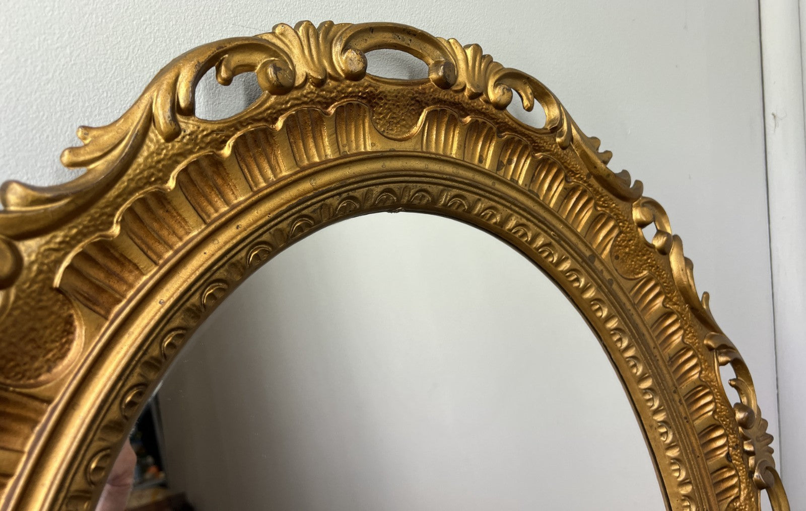 Vintage French Oval Wall Mirror with Ornate Rococo Frame Wall Decor LOT 43584