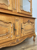 Bookcase Vintage French Louis XIV Style Oak Glazed Display Cabinet LOT 6490