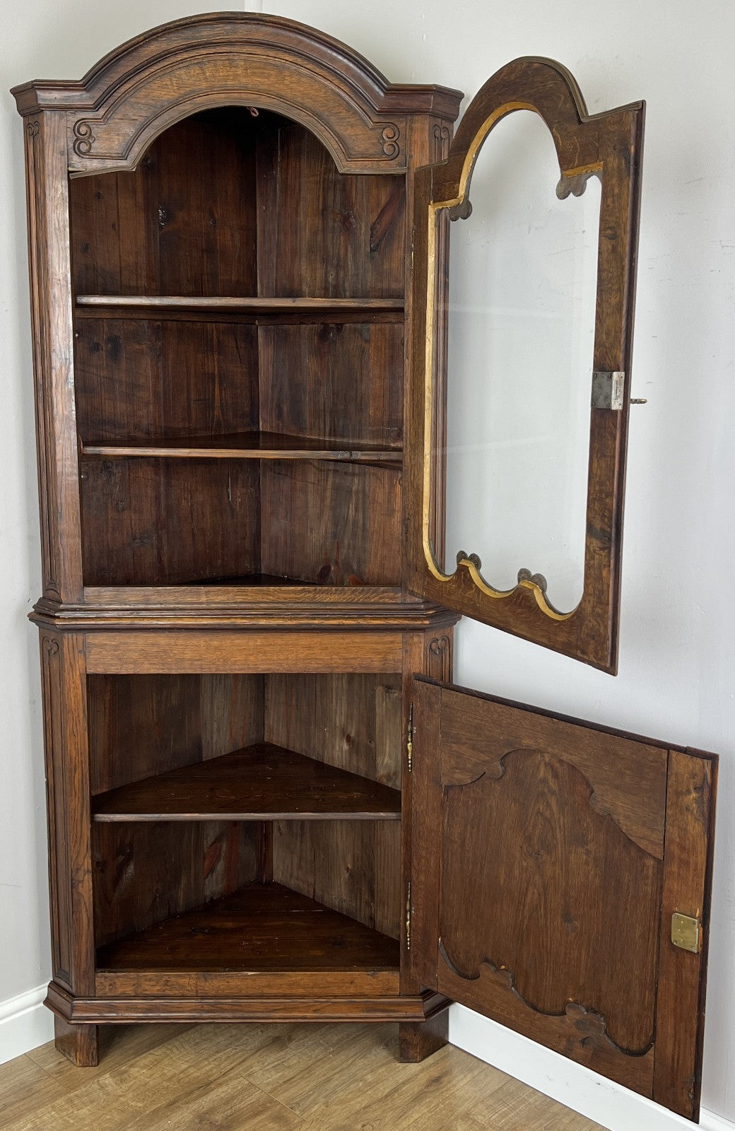 Bookcase Vintage French Style Oak Display Cabinet Carved Sideboard LOT 62629